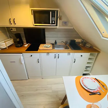 Chez Zivou Au Pied De La *